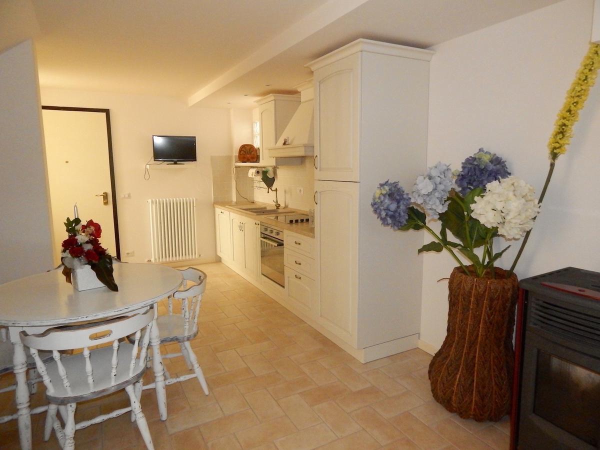 S84 - Sirolo, Deliziosa Taverna Bilocale Appartement Buitenkant foto